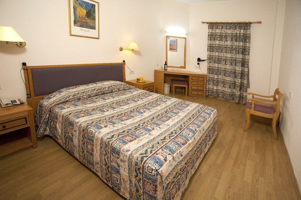 Episkopiana Hotel & Sport Resort Episkopi  المظهر الخارجي الصورة